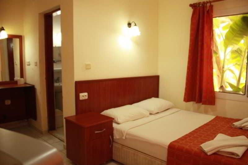 Alta Park Hotel Bodrum Стая снимка