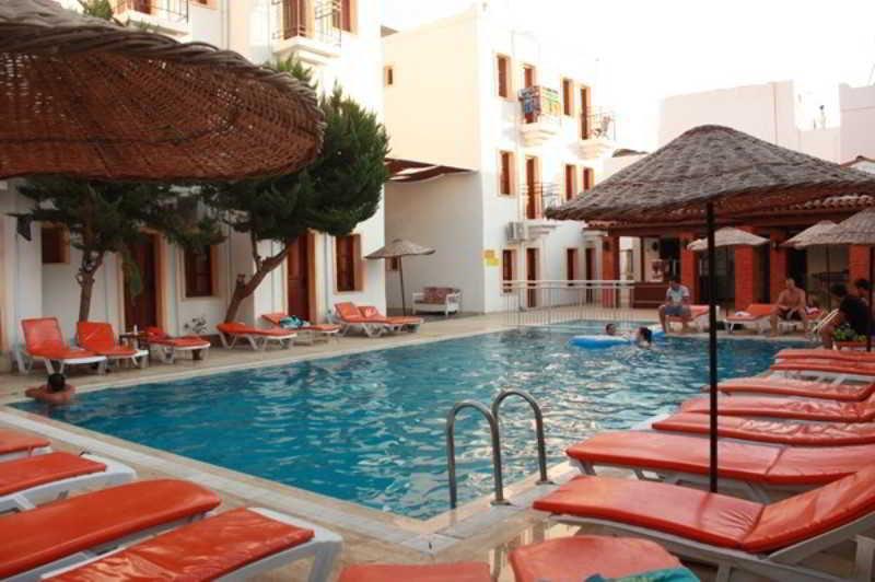 Alta Park Hotel Bodrum Екстериор снимка